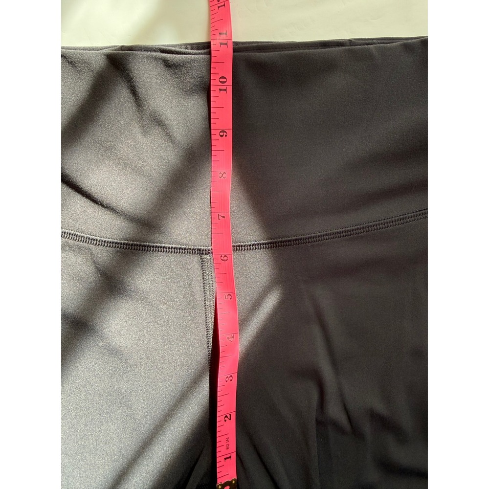 All in Motion Everyday Soft High Rise 7/8 Leggings Black Tan Stripe Large - Picture 5 of 6